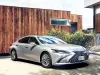 Dịch vụ thay Kính chắn gió xe Lexus ES 300 tận nơi